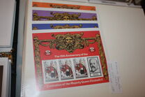 [The 25th Anniversary of Coronation of Queen Elizabeth II - Monarchs in Coronation Robes, type HG]