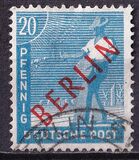 [BERLIN in Red Overprint on "Allied Occupation Zone" Stamps, סוג B5]