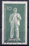[The Monuments of Lenin and Thälmann, tegund OZ]
