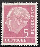 [Professor Dr. Th. Heuss, tyyppi AV2]