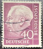 [Professor Dr. Th. Heuss, Typ AV17]