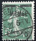 [French Postage Stamps Overprinted "MEMEL" and Surcharged, प्रकार B]
