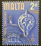 [Independence, type DT]