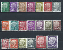 [Federal President Theodor Heuss, 1884-1963, type C]