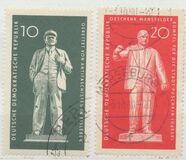 [The Monuments of Lenin and Thälmann, tegund OZ]