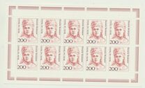 [Famous Women, typ AVV]