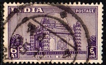 [Sculptures and Buildings, tip BK]