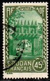 [Life in Sudan - Entry to the Residency at Djenné, type G5]