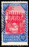 [Life in Sudan - Entry to the Residency at Djenné, type G10]
