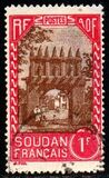 [Life in Sudan - Entry to the Residency at Djenné, type G17]