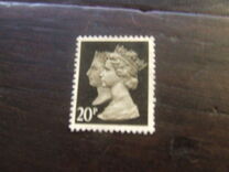 [Queen Victoria and Queen Elizabeth II, type AHG3]