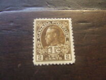 [King George V in Admiral Uniform With War Tax Inscription, type AM7]