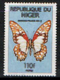 [Butterflies and Fungi, típus ALV]