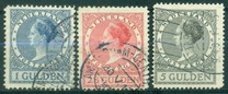 [New Daily Stamps - Queen in Large Size, Typ AP]