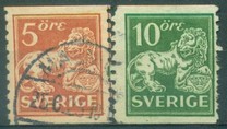 [Standing Lion, type U8]