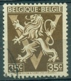 [Геральдический лев с "V", тип LI3]