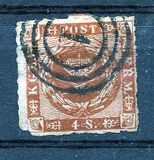 [Royal Emblem - Wavy Lines in Corners, type D3]