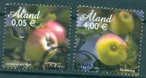 [Apples, Tipi MB]