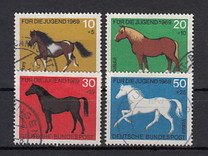 [Youth Hostel - Horses, τύπος OF]