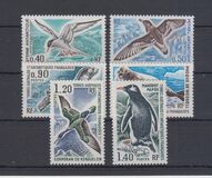 [Animals of Antarctica, type CS]