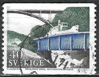 [Canal and Crane Dance, type HJ]