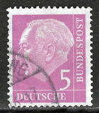 [Serie básica. Presidente Dr. Thedore Heuss. 3 C. (1957), tipo AV2]