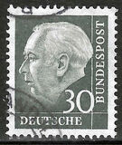 [Professor Th.Heuss - New Size and Colors, tipas DB]
