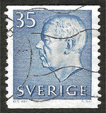 [King Gustaf VI Adolf of Sweden & Tree Crowns - New Colors and Values, type FA60]