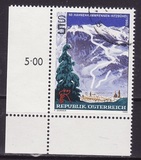 [The 50th Anniversary of the Hahnenkammrennen in Kitzbuehel, type BFL]