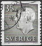 [King Gustaf VI Adolf & Three Crowns - New Colors, type FA23]