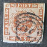 [Royal Emblem - Wavy Lines in Background - Different Watermark, type D2]