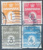 [Wavy Lines, type L10]