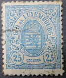 [Coat of Arms - Thick White Frame, type D28]