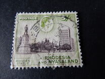 [Queen Elizabeth, Local Motives, type R]