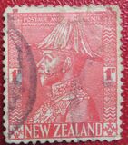 [King George V in Uniform - Coated Paper, प्रकार BI]