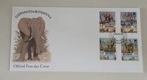 [Elephants in Botswana, type AGP]