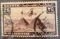 [Airmail - Airplane over Pyramids of Giza, type BK23]