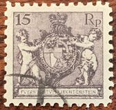 [Coat of Arms, type W13]