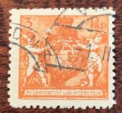 [Coat of Arms, type W4]