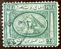 [Sphinx and Pyramid, type H4]