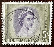 [Queen Elizabeth II, प्रकार B3]