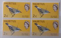 [Birds & Elizabeth II, type CV]