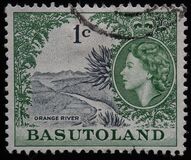 [Queen Elizabeth II, Local Motifs, type R1]