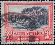 [Local Motives - Country name in English or Afrikaans - Prices are for Single Stamps, type M]
