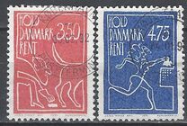 [Designs - Picking up Litter, Tipi VI]