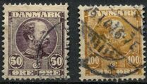 [King Christian IX, 1818-1906 - Horizontal Lines in Background in Oval, type M5]