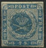 [Royal Emblem - Dotted Background, Scrivi C]
