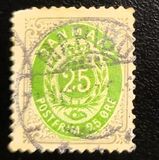 [Royal Emblem - New Drawing - Value in "ØRE" - Different Perforation, τύπος G22]