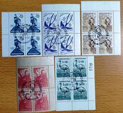 [Child Welfare - Birds, type QV]