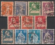 [Definitive Issues - New Colors, type R12]